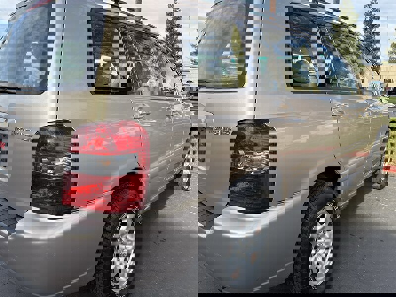 Used 2005 Toyota Highlander 2WD image 12