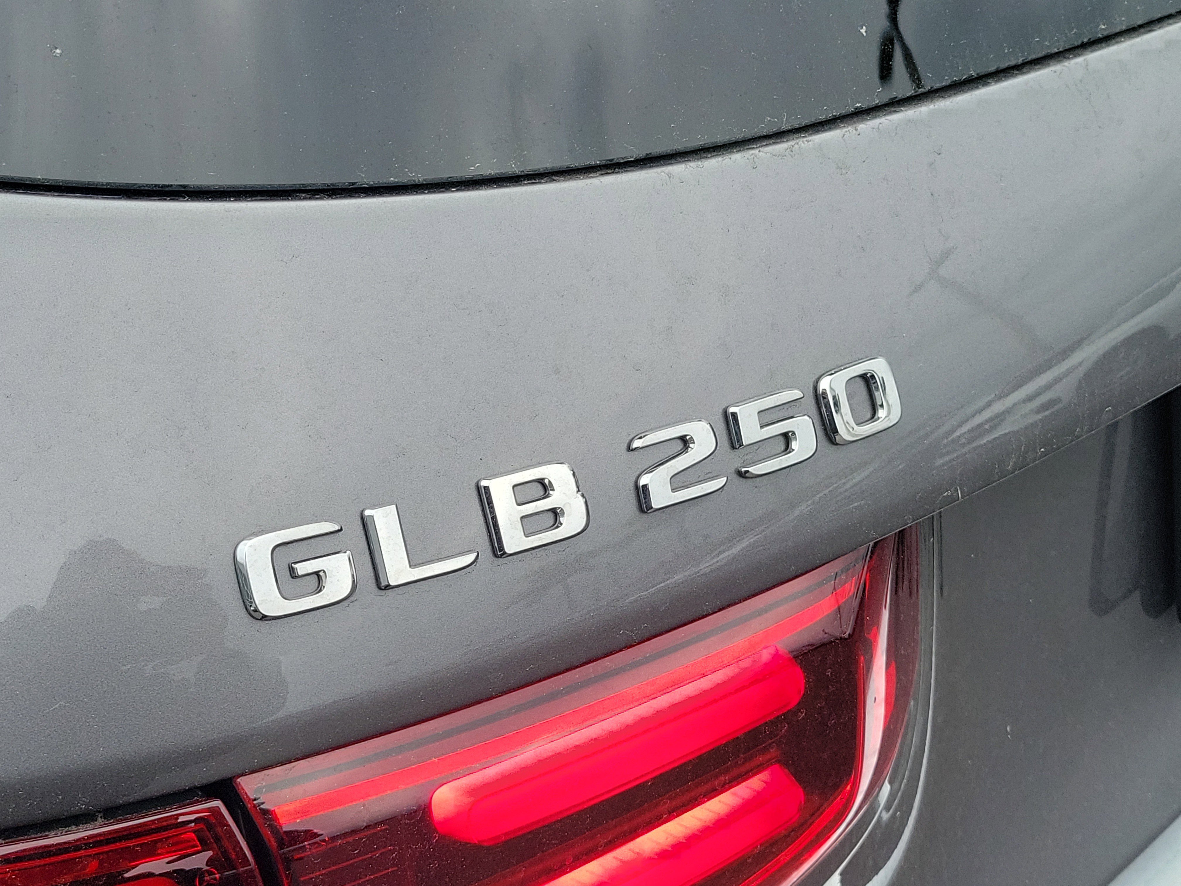 Certified 2026 Mercedes-Benz GLB 250 image 5