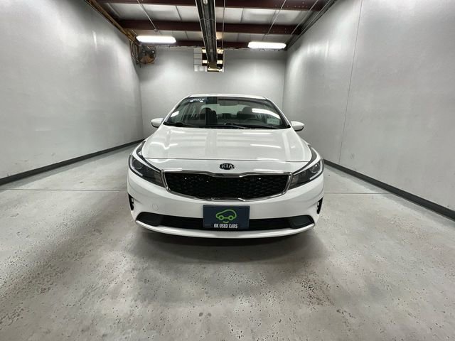 Used 2017 Kia Forte LX FWD image 3