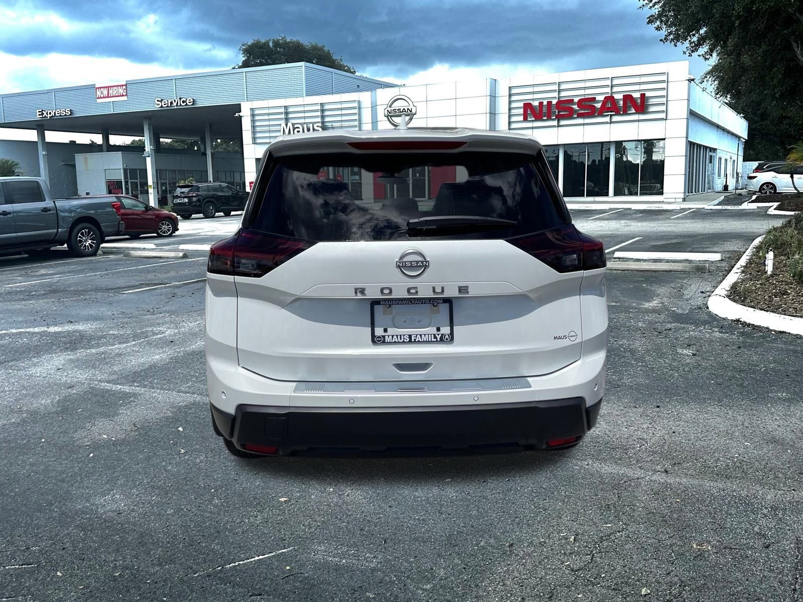 New 2026 Nissan Rogue SV image 5