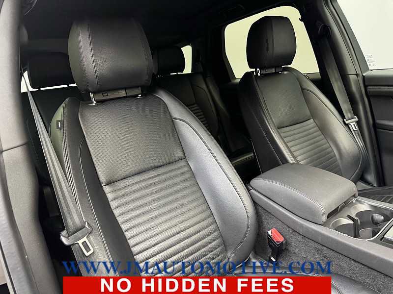 Used 2020 Land Rover Discovery Sport S image 21