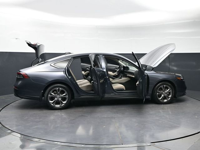Used 2023 Honda Accord EX image 40