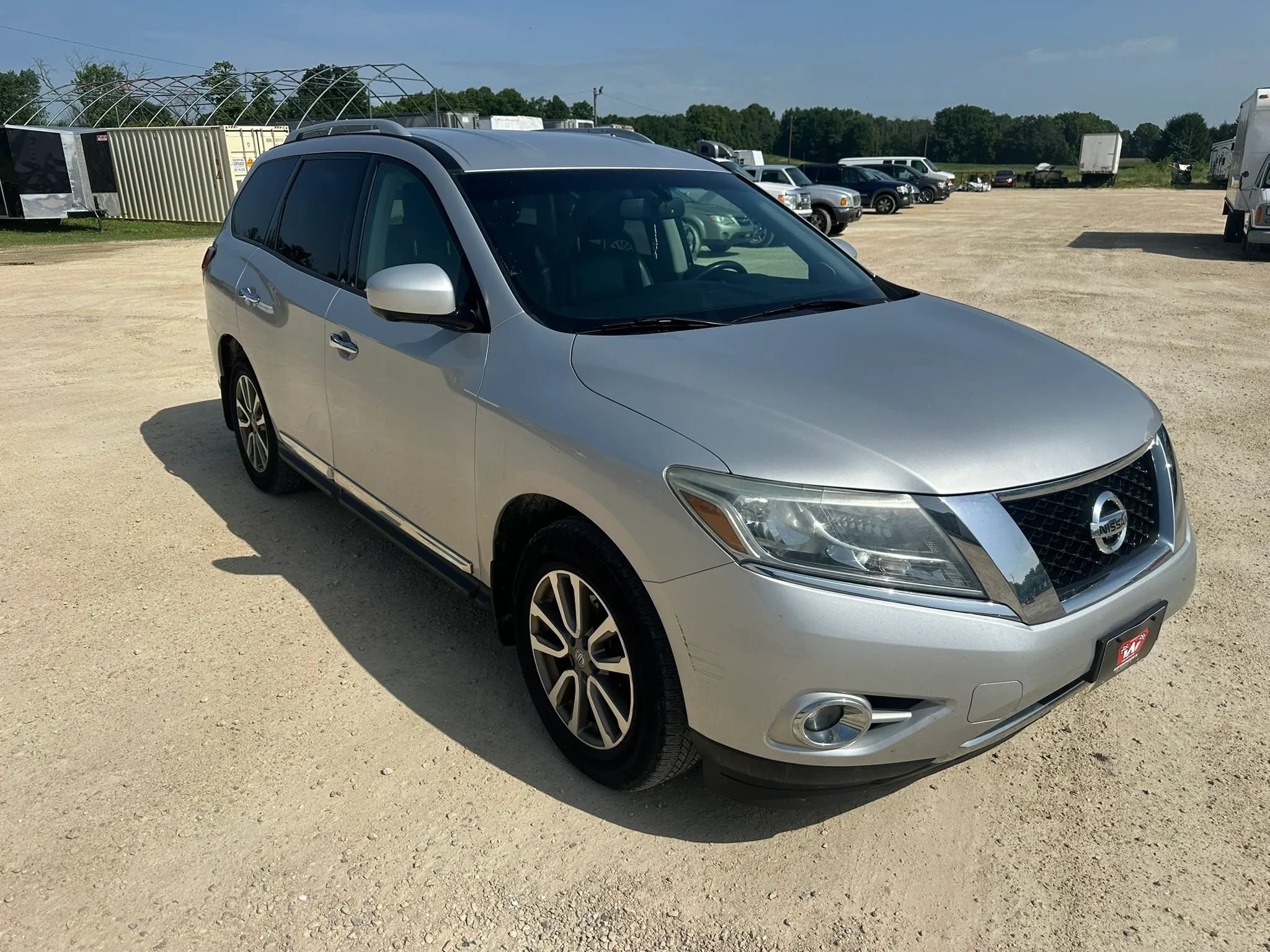 Used 2015 Nissan Pathfinder SL w/ SL Tech Package AWD/4WD image 4