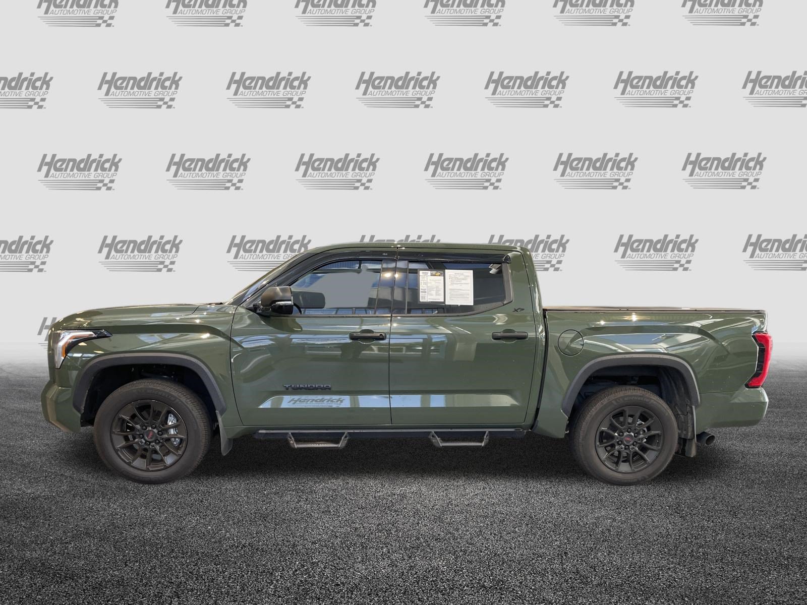 Used 2023 Toyota Tundra SR5 w/ SR5 Convenience Package AWD/4WD image 7