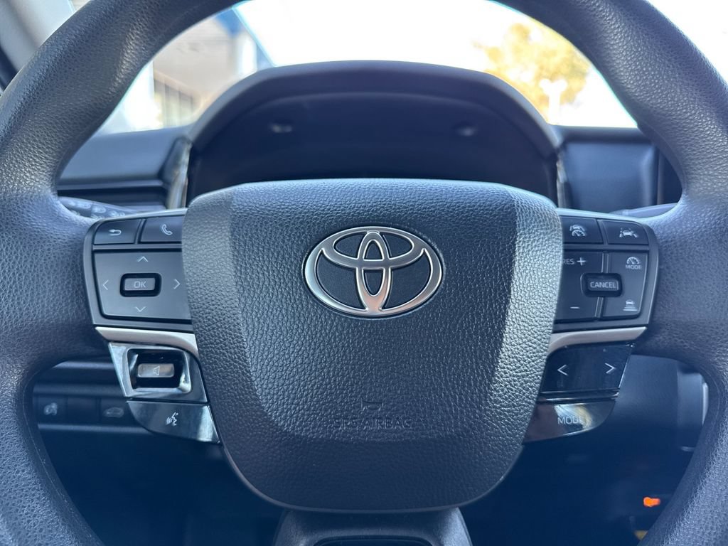 Used 2025 Toyota Camry LE FWD image 24