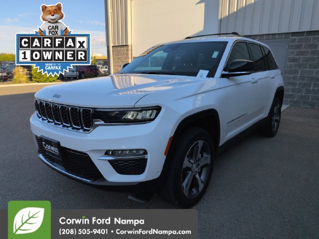 Used 2025 Jeep Grand Cherokee Limited w/ Luxury Tech Group II AWD/4WD image 7