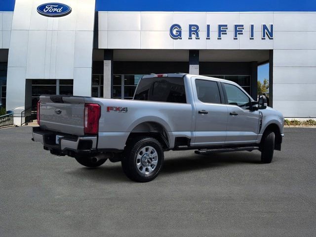 Used 2024 Ford F250 XLT w/ FX4 Off-Road Package AWD/4WD image 4
