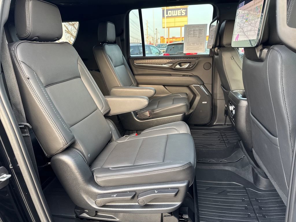 Certified 2023 GMC Yukon XL Denali w/ Denali Reserve Package image 47