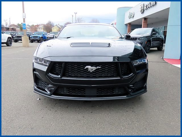 Used 2024 Ford Mustang GT Premium image 2