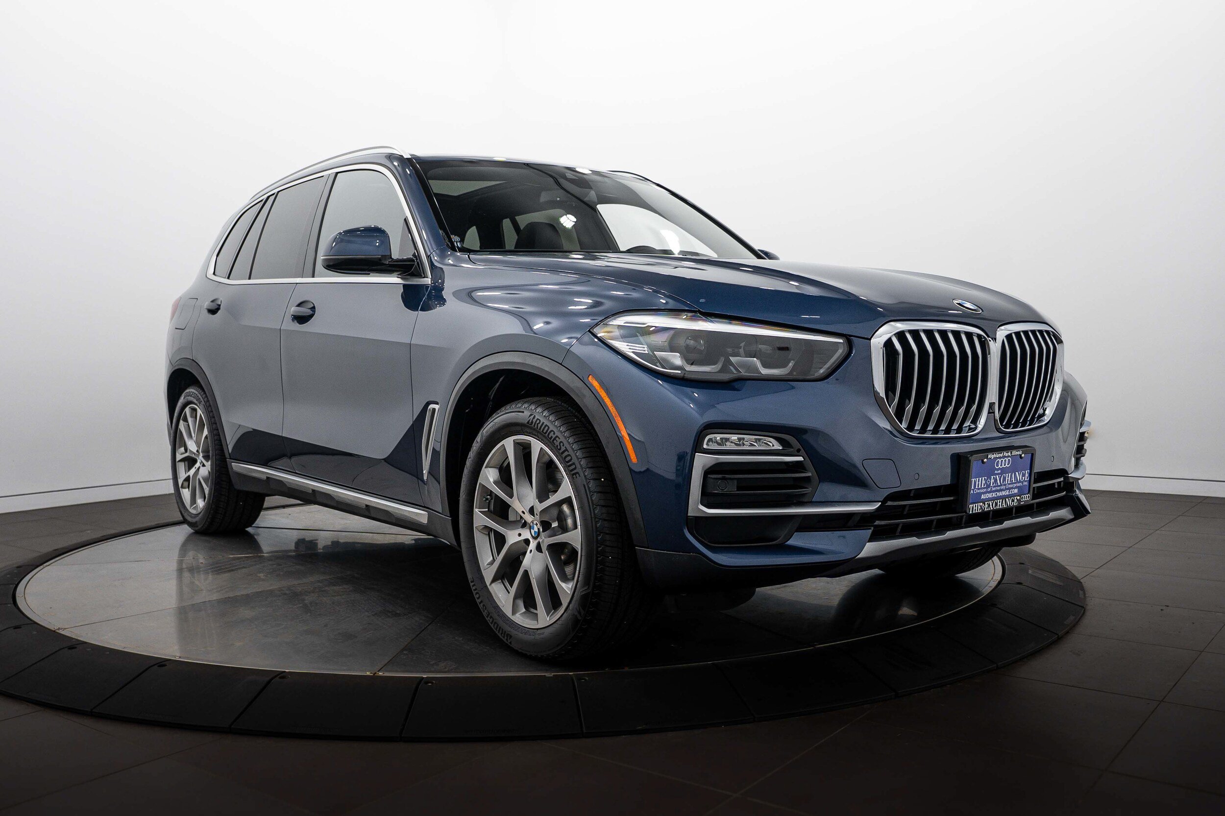 Used 2020 BMW X5 xDrive40i w/ Convenience Package AWD/4WD image 2