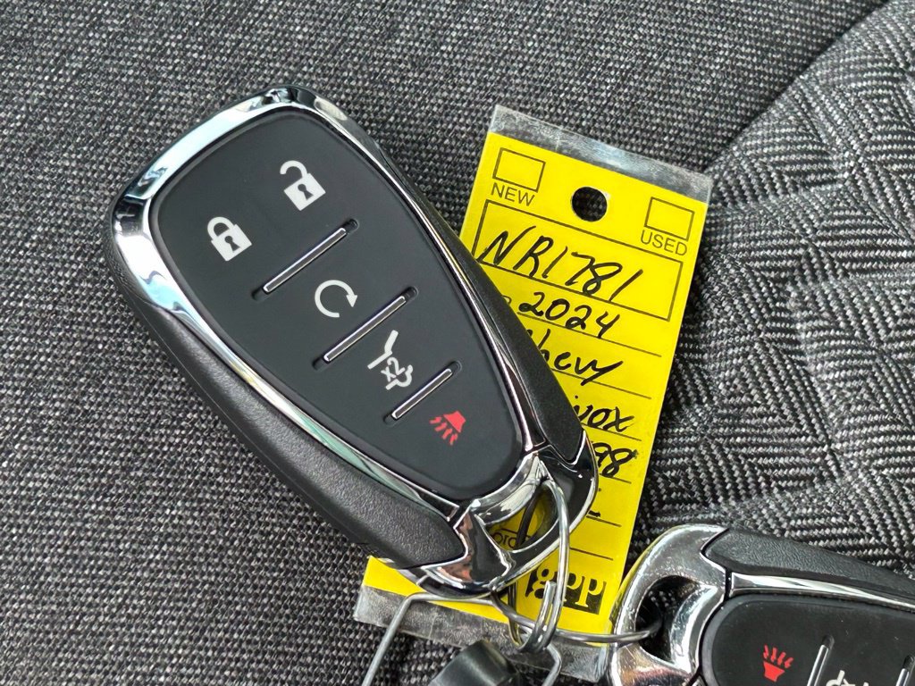 Used 2024 Chevrolet Equinox LT AWD/4WD image 53
