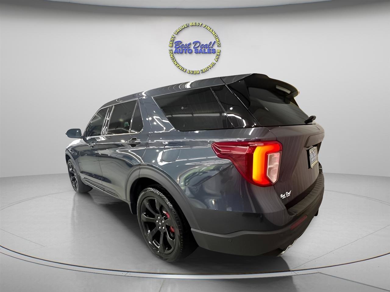 Used 2022 Ford Explorer ST w/ Equipment Group 401A AWD/4WD image 3