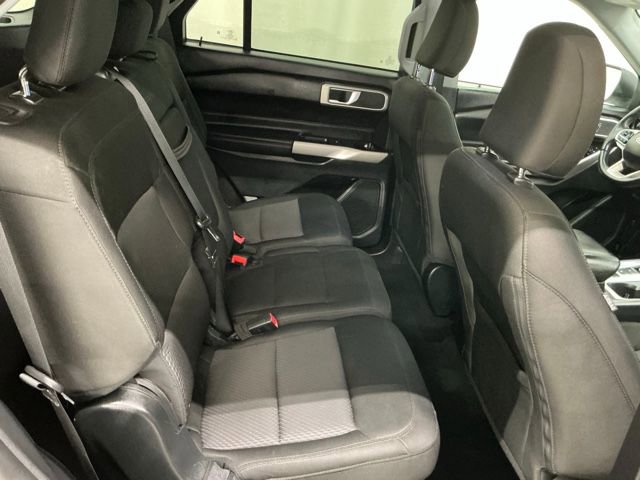 Used 2022 Ford Explorer XLT image 18