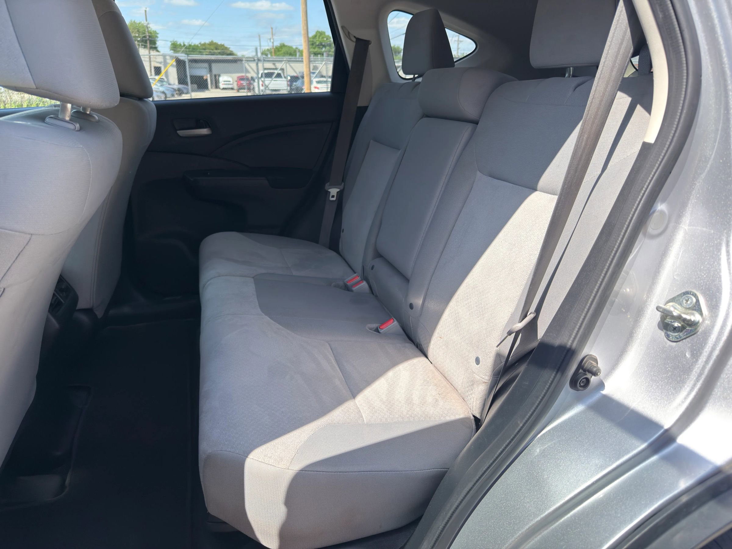 Used 2016 Honda CR-V SE image 18