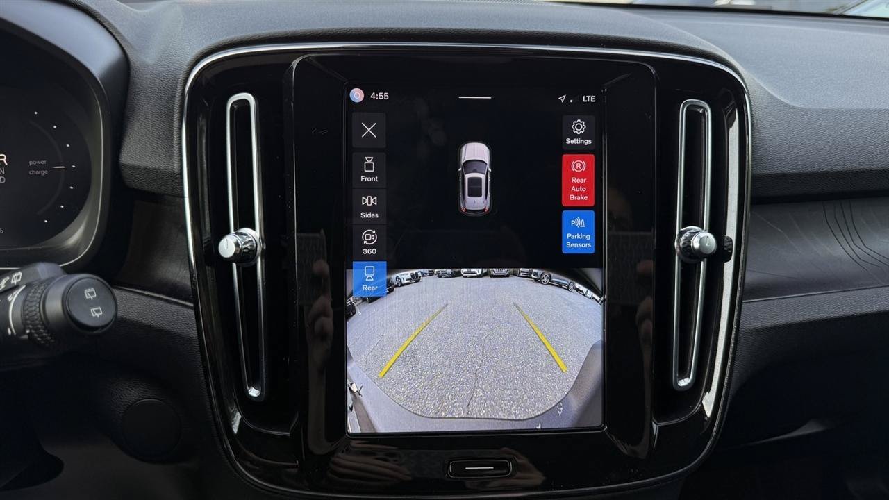 Used 2023 Volvo XC40 Recharge Ultimate AWD/4WD image 59