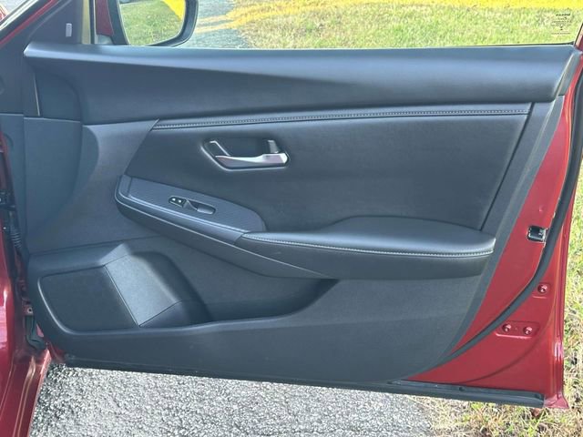 Used 2024 Nissan Sentra SV image 9