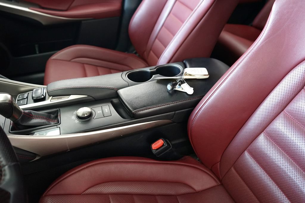 Used 2017 Lexus IS 300 F Sport w/ F Sport Package AWD/4WD image 29
