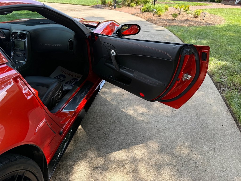 Used 2011 Chevrolet Corvette Z06 RWD image 55