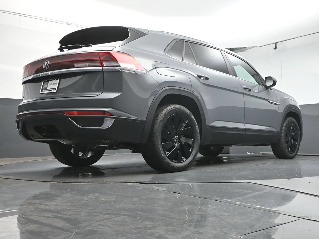 New 2026 Volkswagen Atlas Cross Sport SE FWD image 36