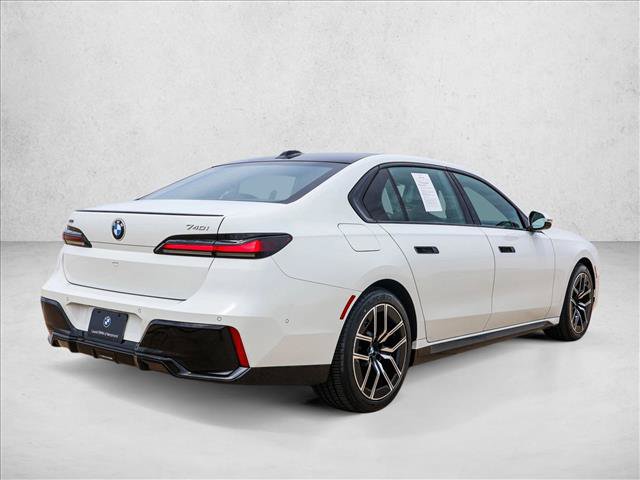 Used 2026 BMW 740i xDrive AWD/4WD image 5