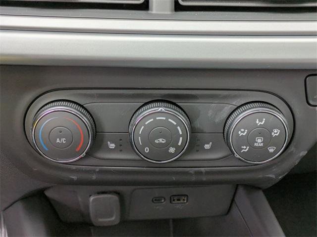 New 2026 Chevrolet Trax RS w/ Sunroof Package image 21