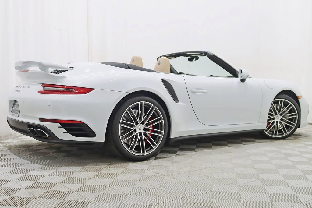 Used 2018 Porsche 911 Turbo image 9