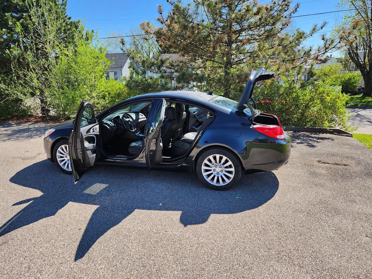 Used 2011 Buick Regal CXL w/ RL4 Preferred Equipment Group image 10