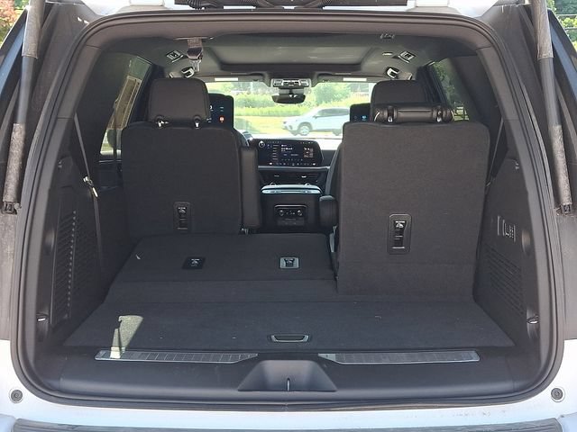 Used 2026 Chevrolet Tahoe Premier AWD/4WD image 27