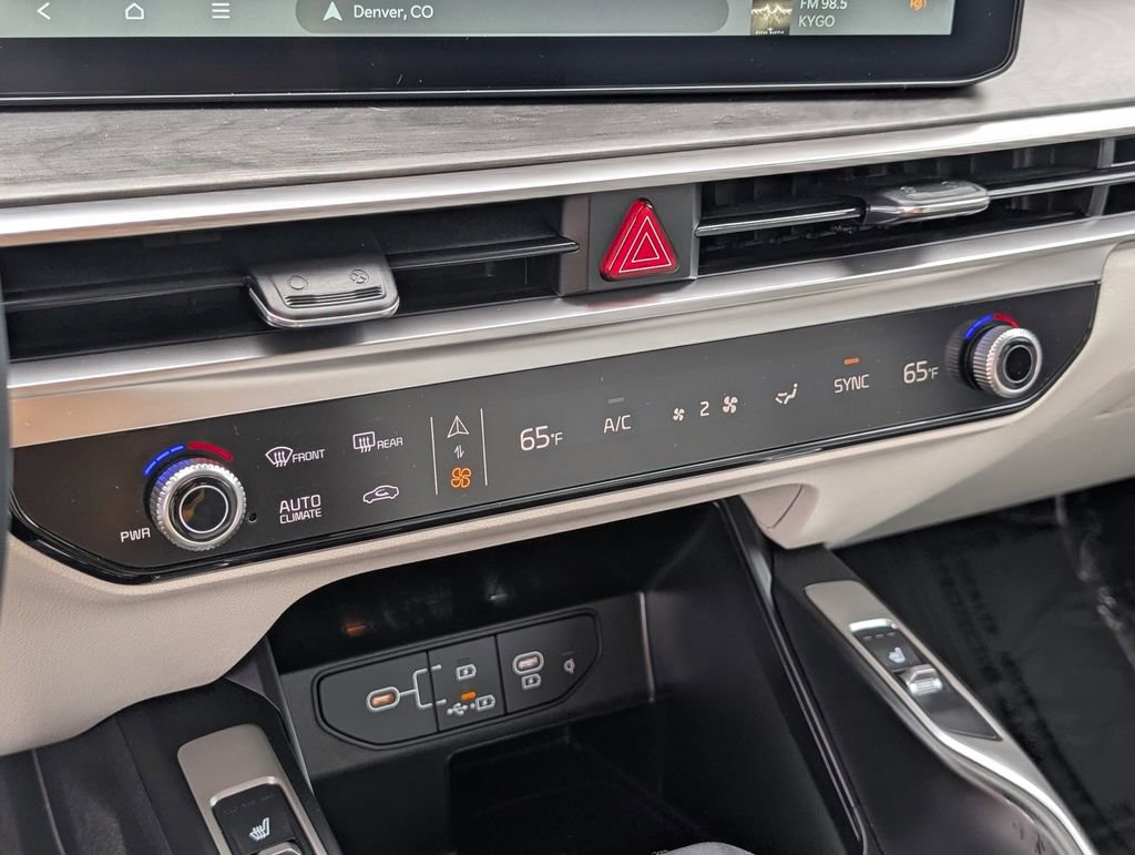 Certified 2024 Kia Sorento X-Line EX image 29