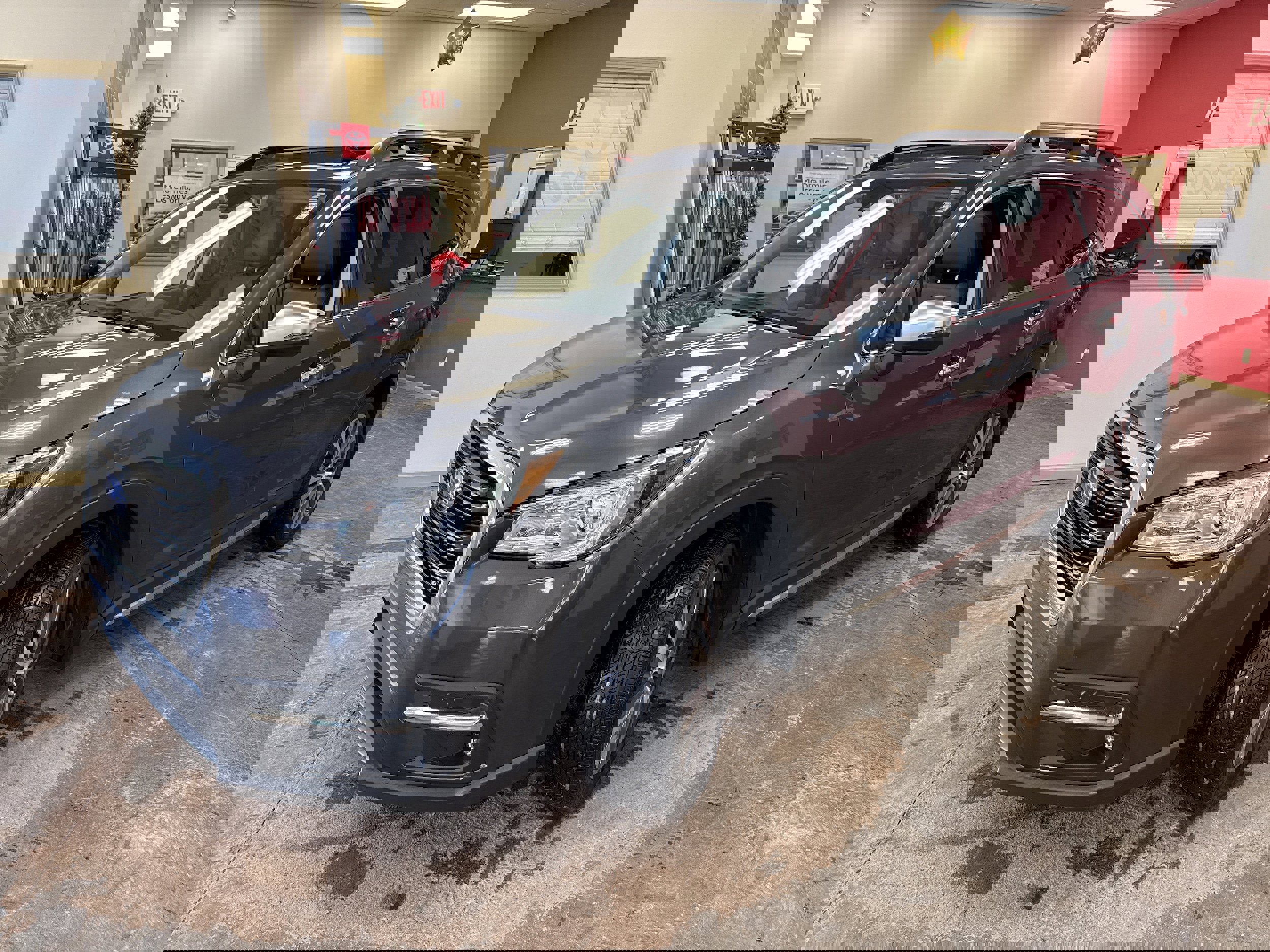 Used 2022 Subaru Ascent Touring w/ Popular Package #2A image 3