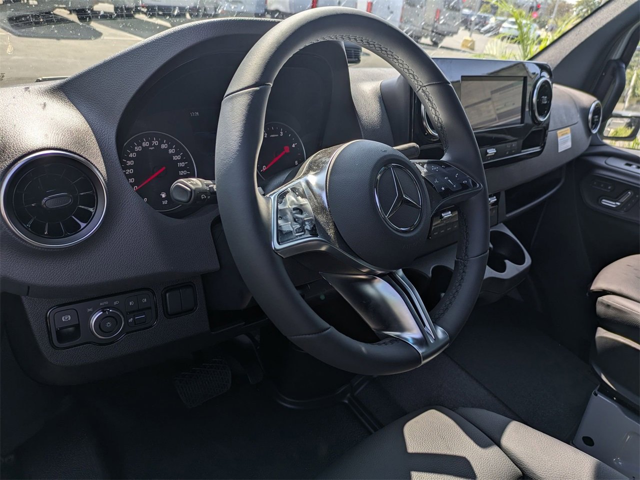 New 2025 Mercedes-Benz Sprinter 2500 image 5