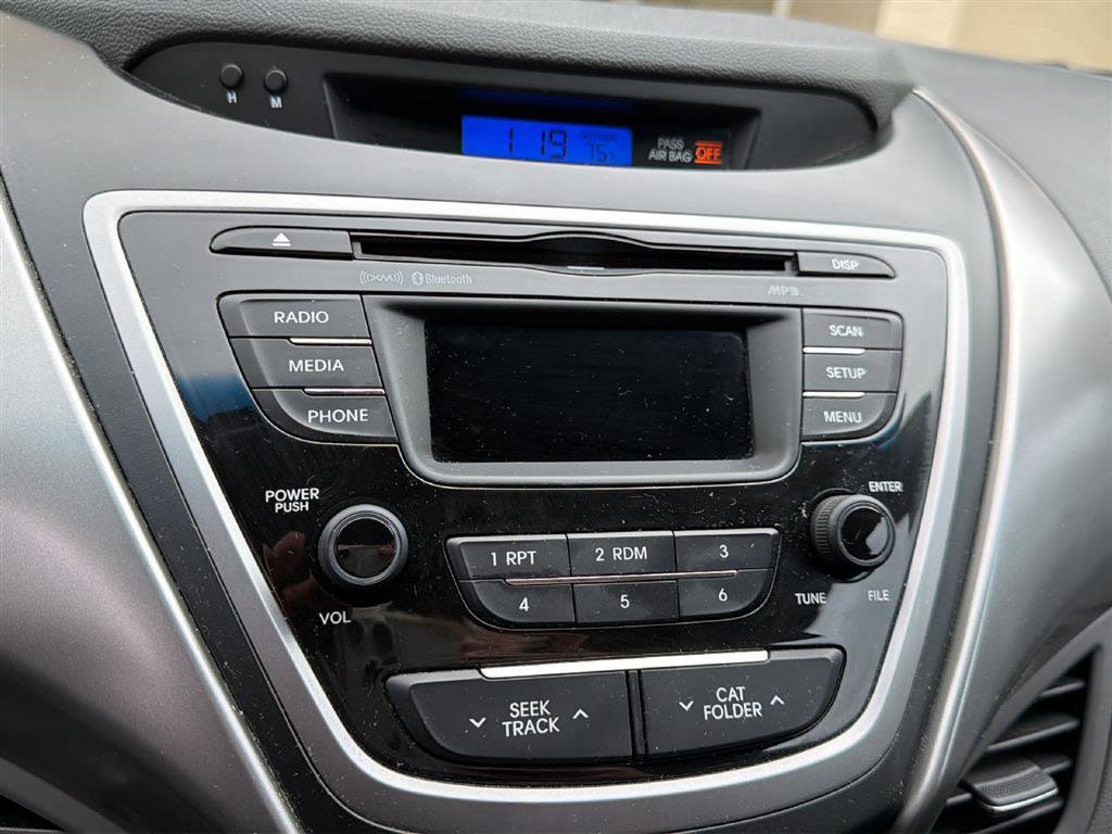Used 2013 Hyundai Elantra GLS w/ Preferred Pkg FWD image 8