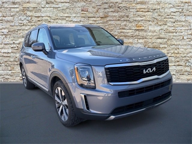 Used 2022 Kia Telluride S image 1