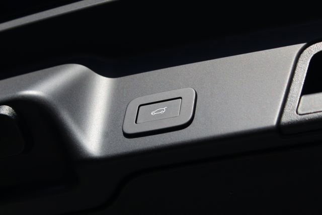 New 2026 Land Rover Range Rover Evoque S image 13