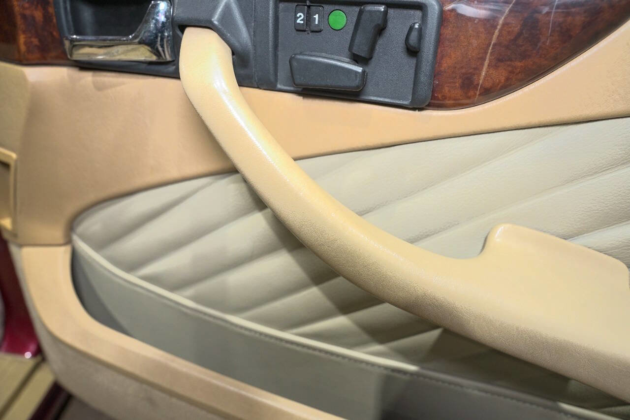 Used 1991 Mercedes-Benz 560 SEC image 40