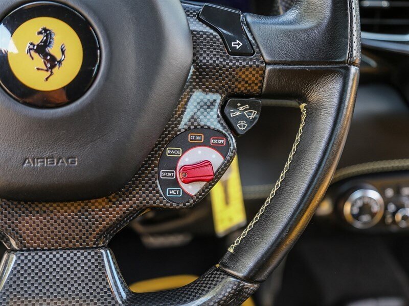 Used 2013 Ferrari 458 Spider RWD image 38