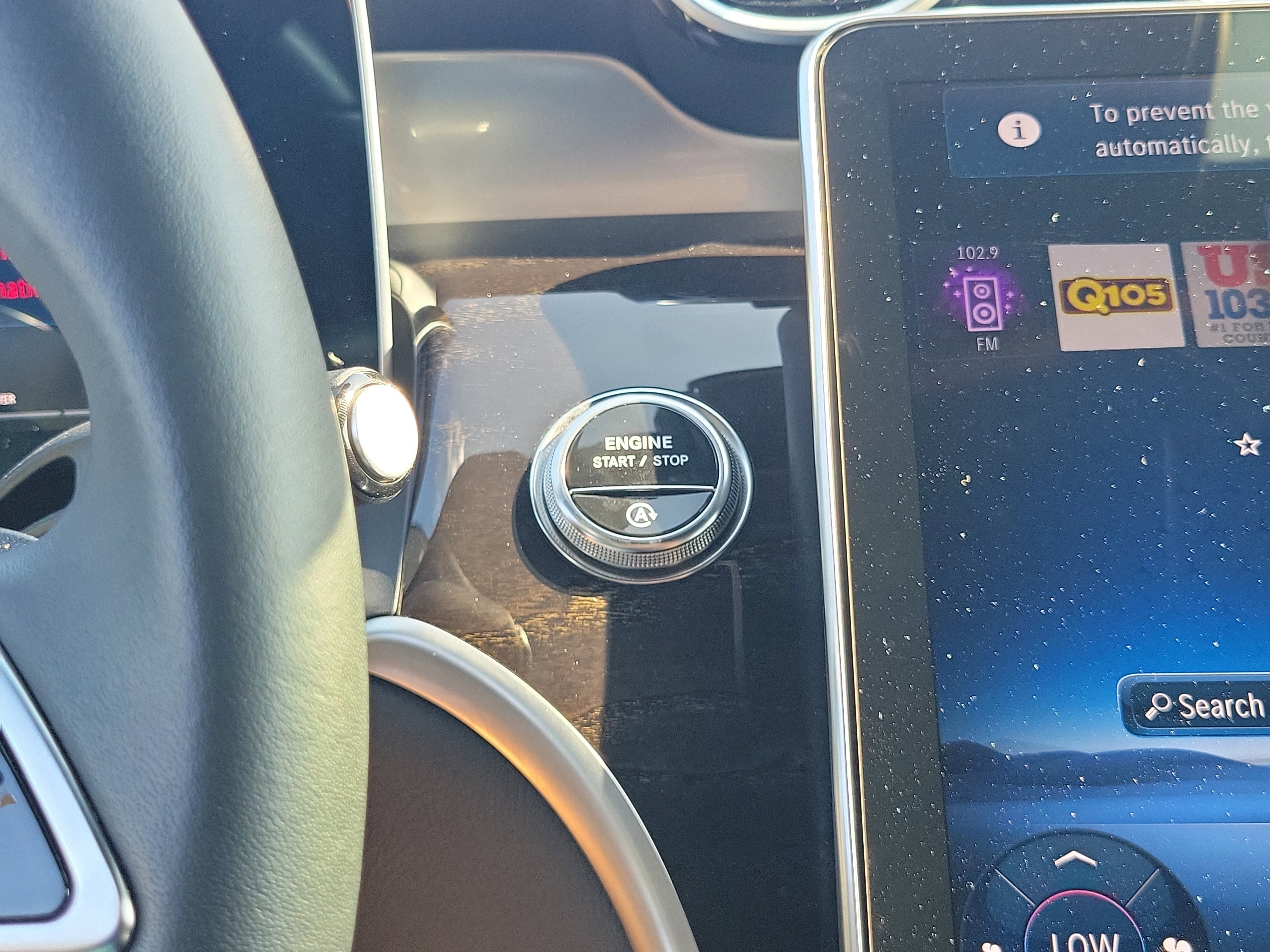 Certified 2025 Mercedes-Benz GLC 300 image 23