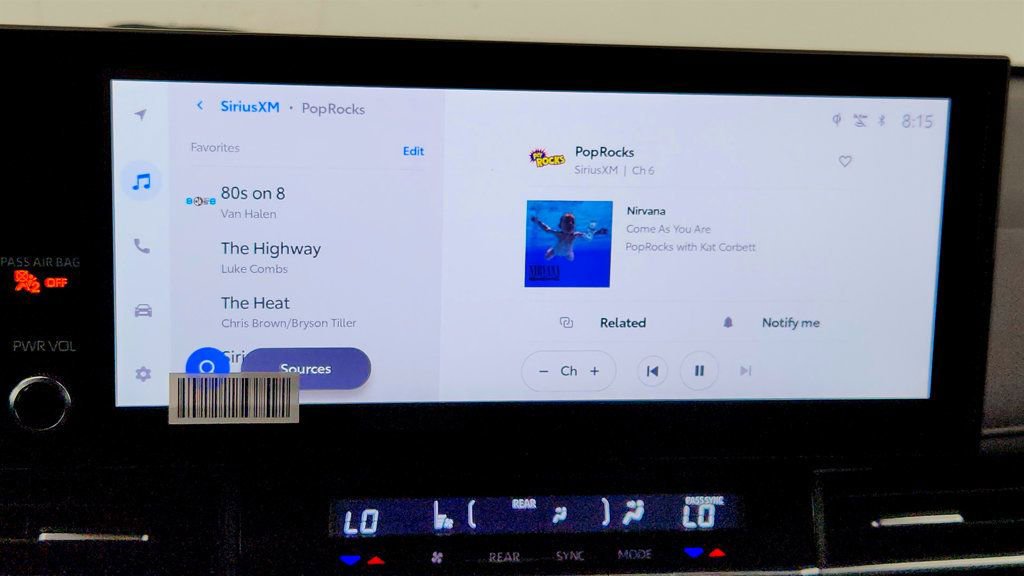 Used 2026 Toyota Sienna Platinum image 19