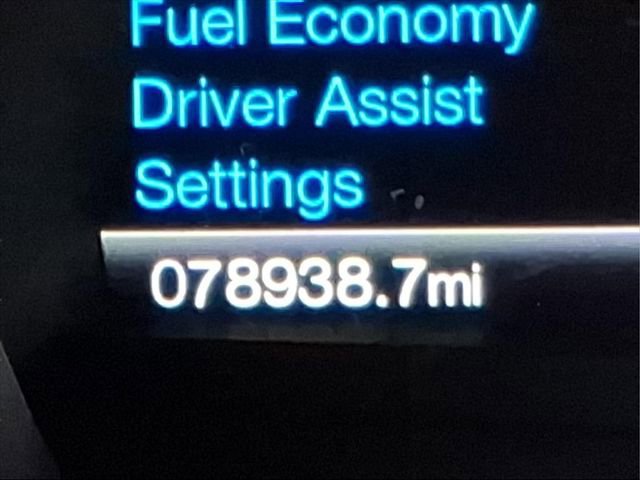 Used 2017 Ford Fusion SE w/ Fusion SE Technology Package image 28