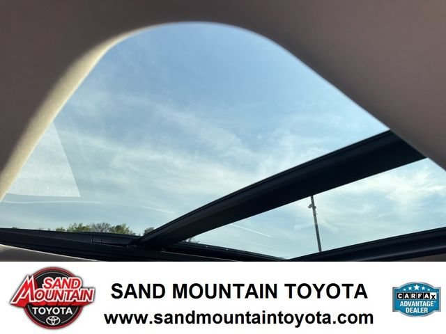 Used 2023 Honda Pilot Elite image 16