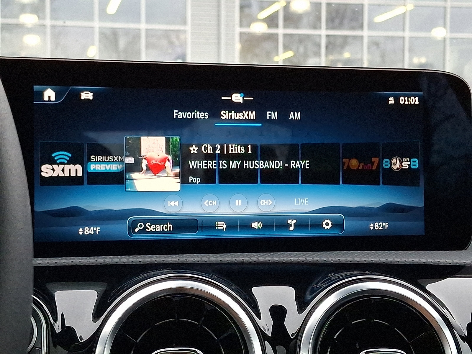 Certified 2025 Mercedes-Benz CLA 250 4MATIC image 18