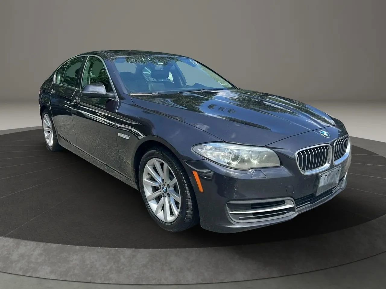 Used 2014 BMW 535i xDrive Sedan image 3