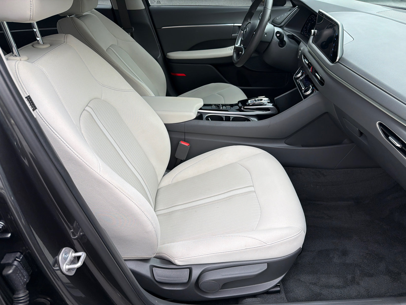 Certified 2023 Hyundai Sonata SEL w/ Convenience Package FWD image 13