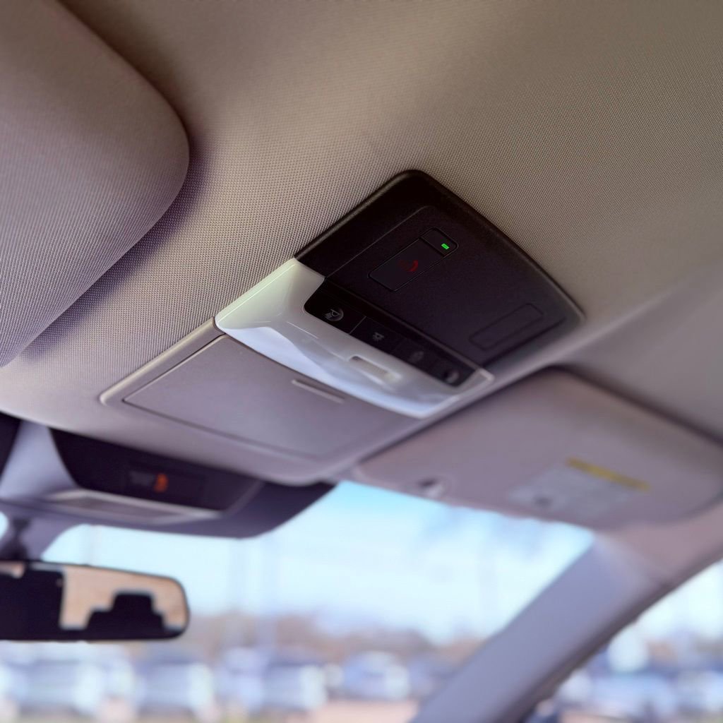 Used 2025 Nissan Pathfinder SV image 14