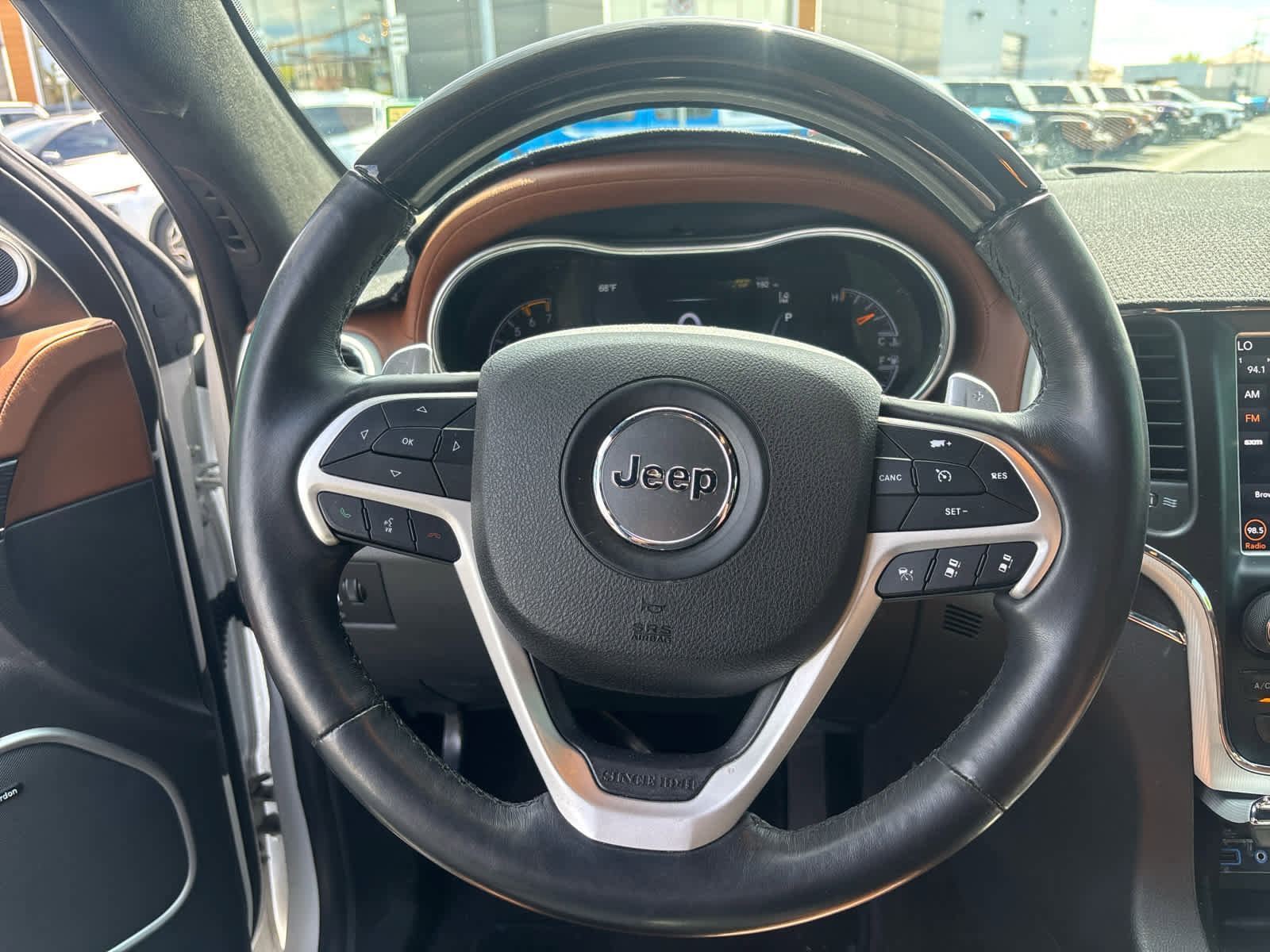 Used 2018 Jeep Grand Cherokee Summit w/ Platinum Series Group image 9