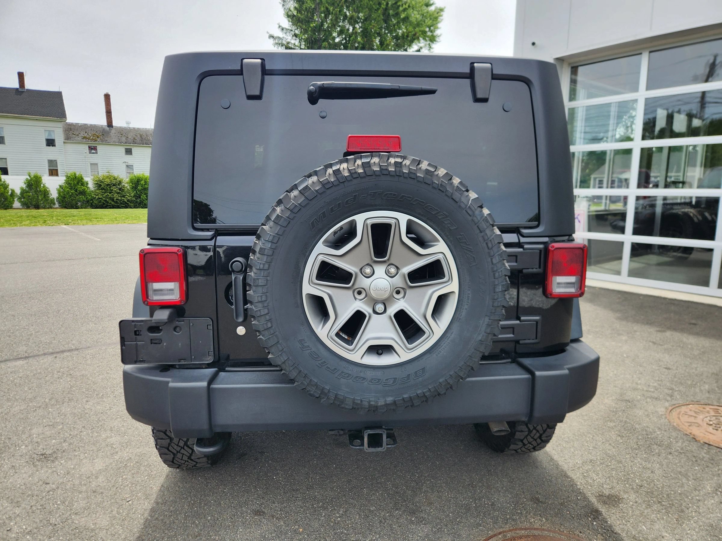 Used 2013 Jeep Wrangler Rubicon w/ Dual Top Group AWD/4WD image 13