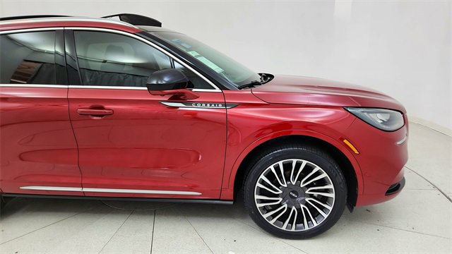 Used 2022 Lincoln Corsair AWD w/ Premium Package image 7