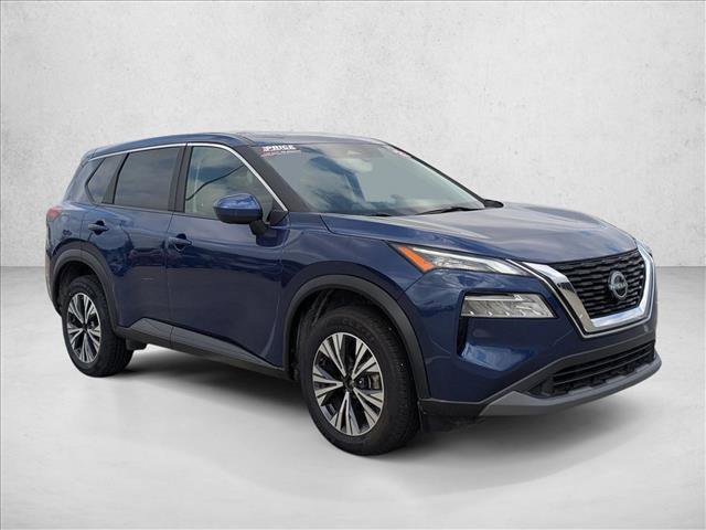 Used 2023 Nissan Rogue SV image 3