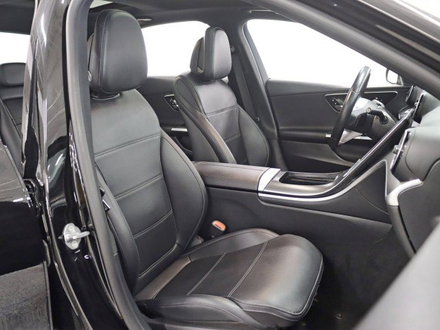 Used 2024 Mercedes-Benz C 300 4MATIC Sedan image 24