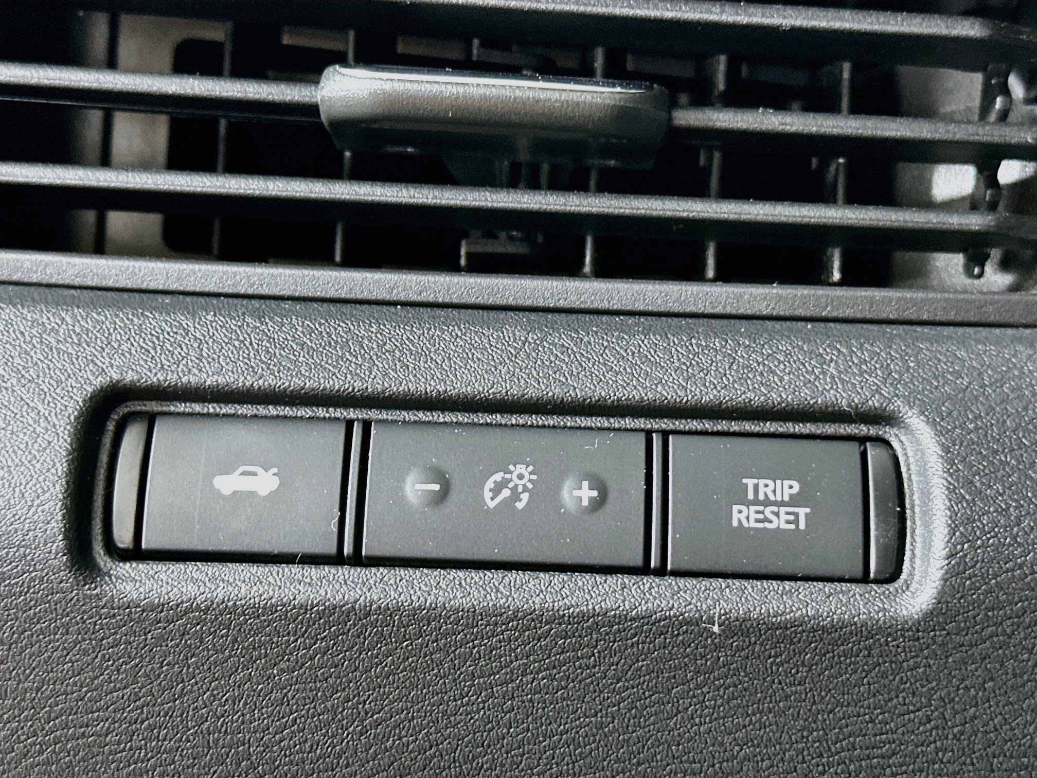 Used 2022 Nissan Altima 2.5 SV FWD image 17